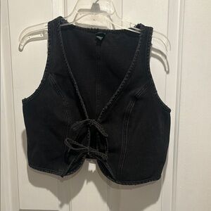 Wild Fable Black Tie-Front Crop Top